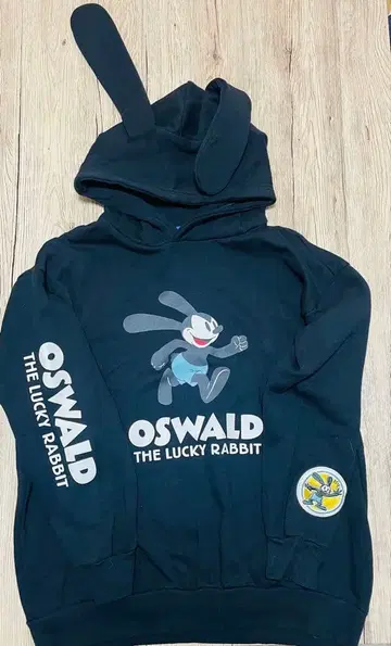 Oswald the Lucky Rabbit 귀 달린 후드티 L 사이즈