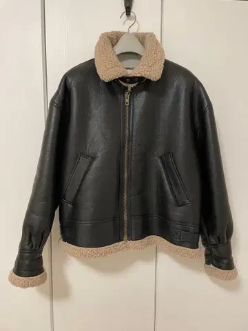 million 페이크 무스탕 보아 블루종