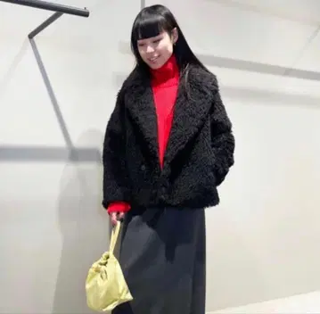 하나님 택 포함 새상품 2023AW EDITION 알파카 숏코트