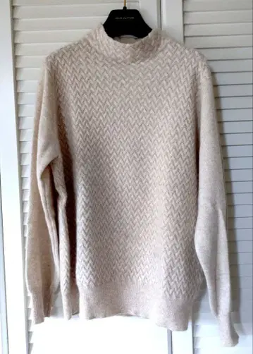 새상품급 DAMA 캐시미어 100% 니트 LL 헤링본 무늬 베이지 계열