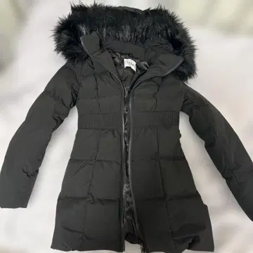 제이다의 롱 다운