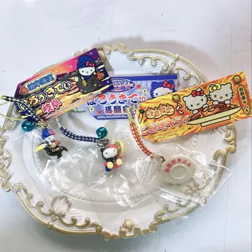 헬로키티 기후 한정판 마고메 숙 우카이 가카미가하라 김치