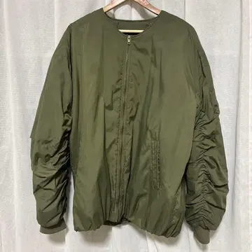 올리브 MA-1 스타일 자켓