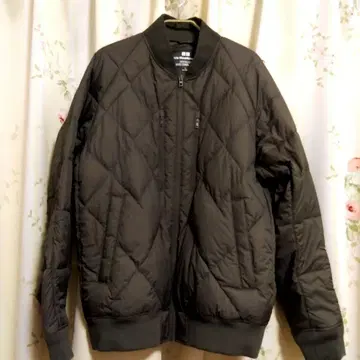 유니클로 White Mountaineerring 남성용 다운 자켓