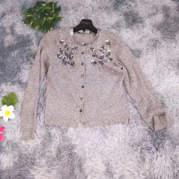 [ Laura Ashley ] 그레이 가디건 (S) 꽃무늬 비즈 자수
