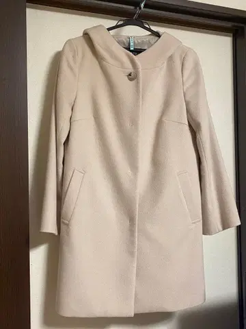 KETTY 후드 부착 울 하프 코트