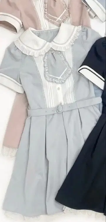 시크릿허니 넥타이 포함 반팔 원피스