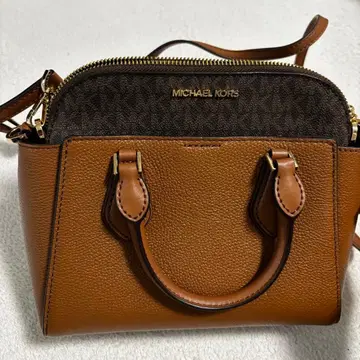 [ MICHAEL KORS ] 브라운 숄더백 핸드백