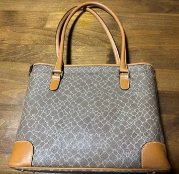 새상품급 니나리치 핸드백