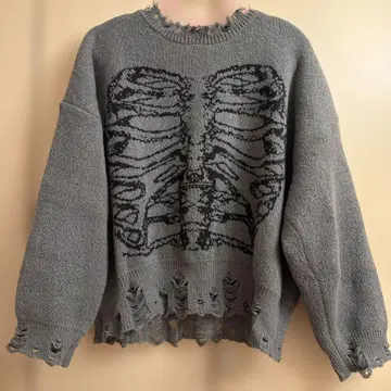 골격 무늬 긴팔 니트 그레이 스켈레톤 빅 니트 도톰 니트 원단