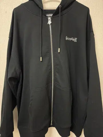 SupplieR 블랙 집업 후드티