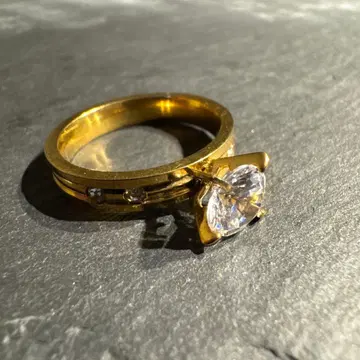 반지 골드 스톤 부착 유품 정리