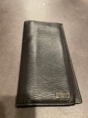 페라가모 장지갑