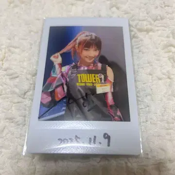 ExWHYZ maho 폴라로이드