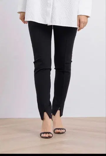 yori 요리 누쿠누쿠 프론트 슬릿 레깅스 팬츠 블랙 36