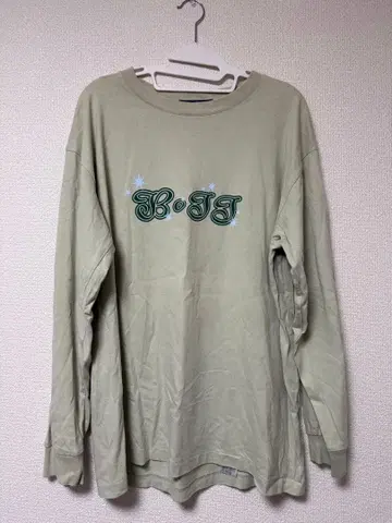 BoTT 그래픽 긴팔 티셔츠