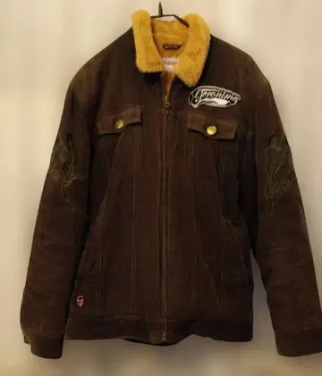 Geronimo 퍼 달린 브라카키계 재킷