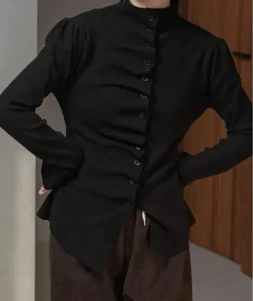 lawgy 하이넥 프론트 웨이브 니트