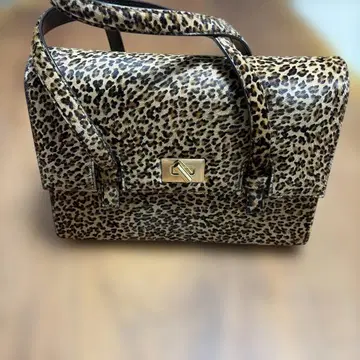 BRUNOMAGLI 블루노마리