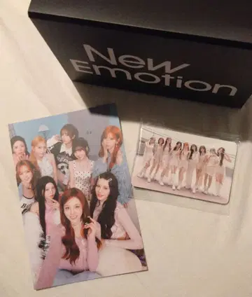 NiziU 리스닝 파티 트레이딩 카드, 엽서 세트