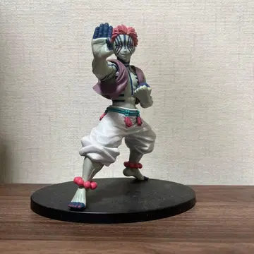 공격 포즈 피규어