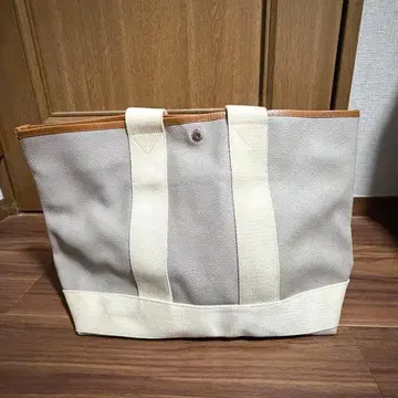 TOPKAPI 탑카피 스카치 그레인 네오 레더 A4 토트백 그레이