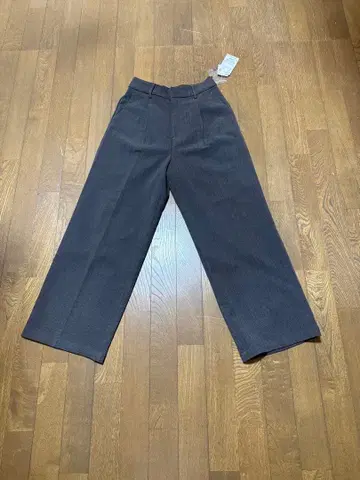 로페피크닉 차콜 그레이 체크 무늬 와이드 팬츠 S 사이즈 미사용 새상품