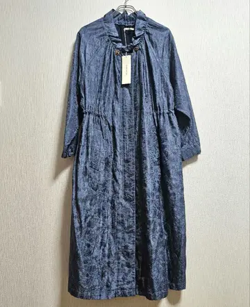 새상품 누키테파 자카드 롱 코트 블루