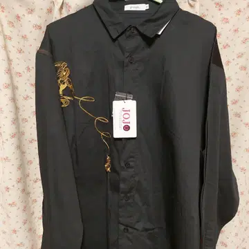 그라니프 죠죠의 기묘한 모험 부챠라티 셔츠 L graniph