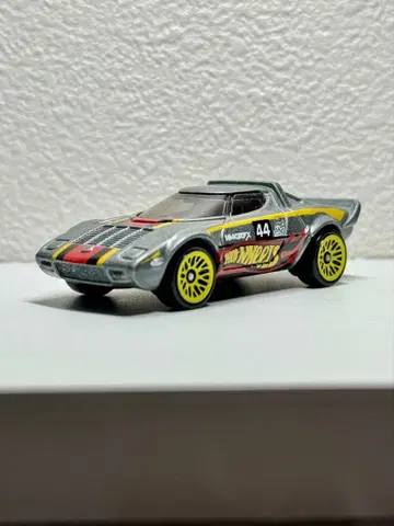 Hot Wheels 란치아 아스트라토스