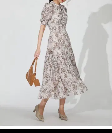 SNIDEL 보타이 프린트 원피스