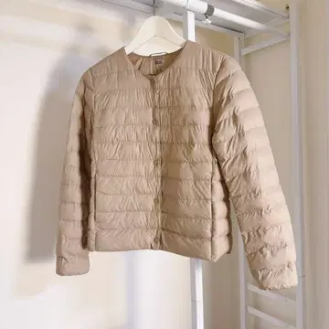 퍼프 테크 컴팩트 자켓 XS 유니클로 UNIQLO 베이지
