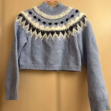 노르딕 무늬 크롭 스웨터 라이트 블루 머큐리 듀오