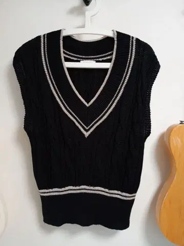 유나이티드 애로우즈 케이블 짜임 니트 베스트