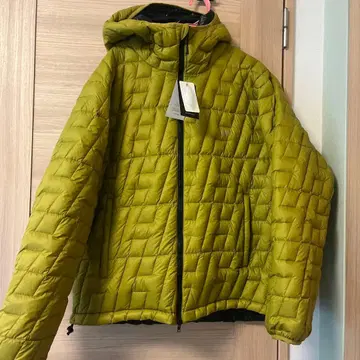 HUF 리버서블 다운 자켓