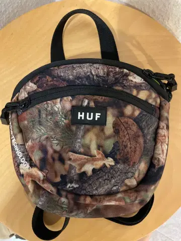 HUF 숄더백 트리 카모 1.2L