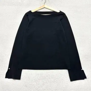 새상품급 FOXEY 슬릿 펄 니트 상의 티셔츠 42 블랙