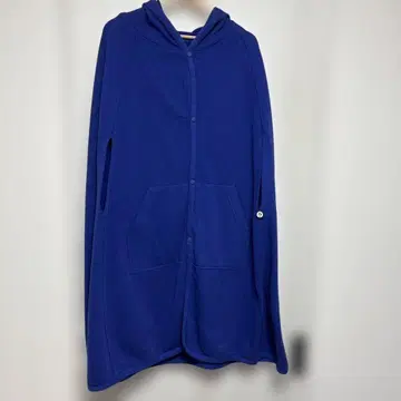 45rpm 스누피, 케이프 코트, 판초