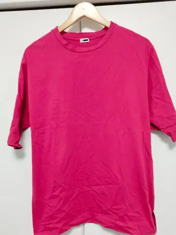 H 뷰티 앤 유스 티셔츠