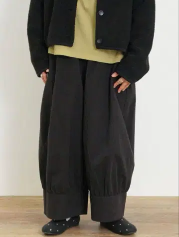 SM2 패턴 모듬 밑단 절개 와이드 팬츠