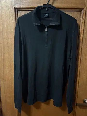 HUGO BOSS 피마 코튼 하프 지퍼 롱 슬리브 블랙 L