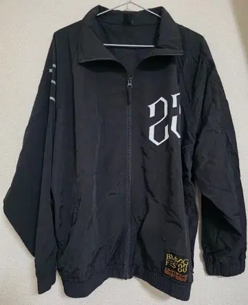 BMSG FES'23 트랙 자켓 M 사이즈