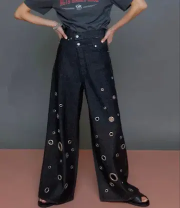 MAISON SPECIAL 아이렛 데님 팬츠