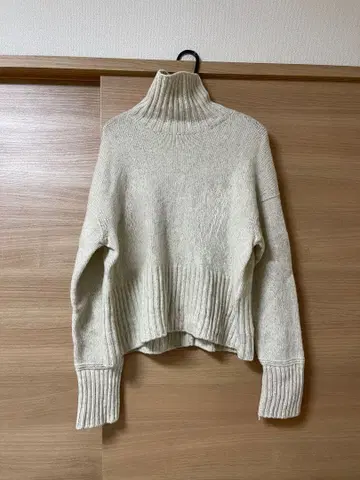 Tomorrowland macphee 스웨터