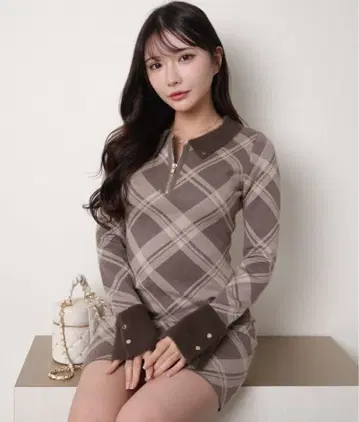 브라운 체크 지퍼 원피스