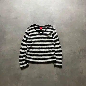 00s y2k archive border shaggy cutsew