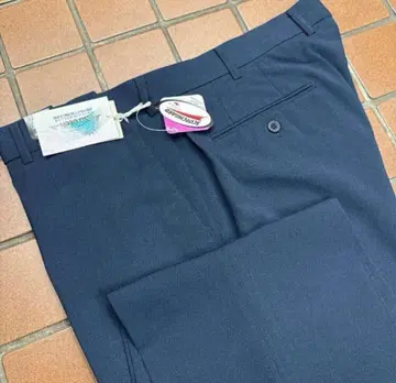 새상품 미사용 W125cm 광택감 네이비 계열 남성 바지 골프 팬츠