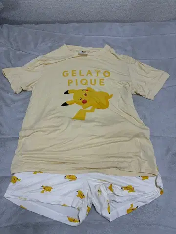 젤라피케 포켓몬 쓰리 피카츄 상하의