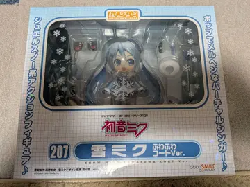 넨도로이드 207 유키 미쿠 후와후와 코트 Ver.