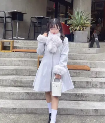 evelyn 비쥬 코트 A라인 2023